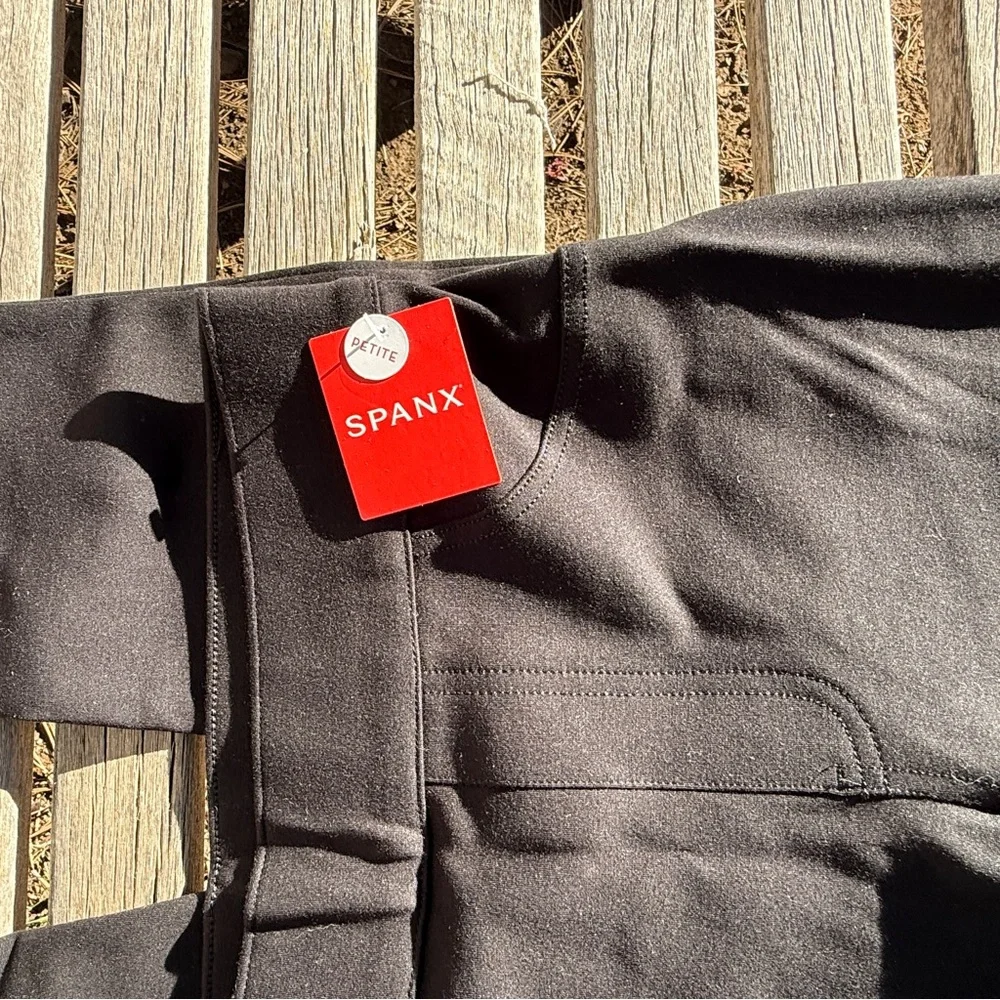 NWT Spanx The Perfect Black Pant Ankle 4 Pocket in Black, Size Small Petite